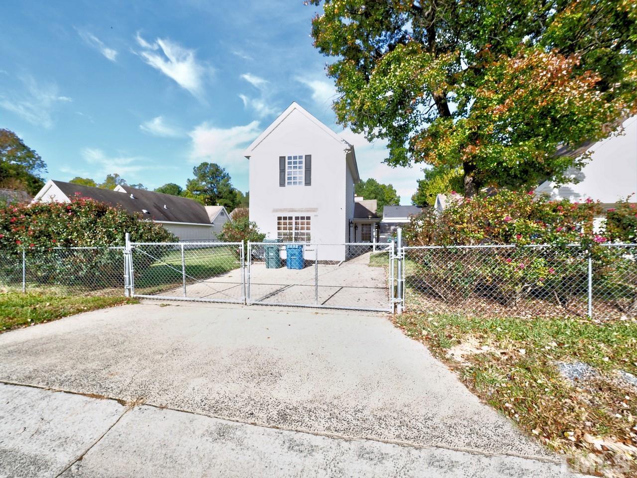601 Stratton Way Durham, NC 27704 - Photo 2 of 24 Gallery Image 2