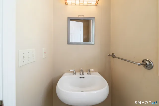 $500,000 | 165 Garrigus Court, Wolcott, CT 06716