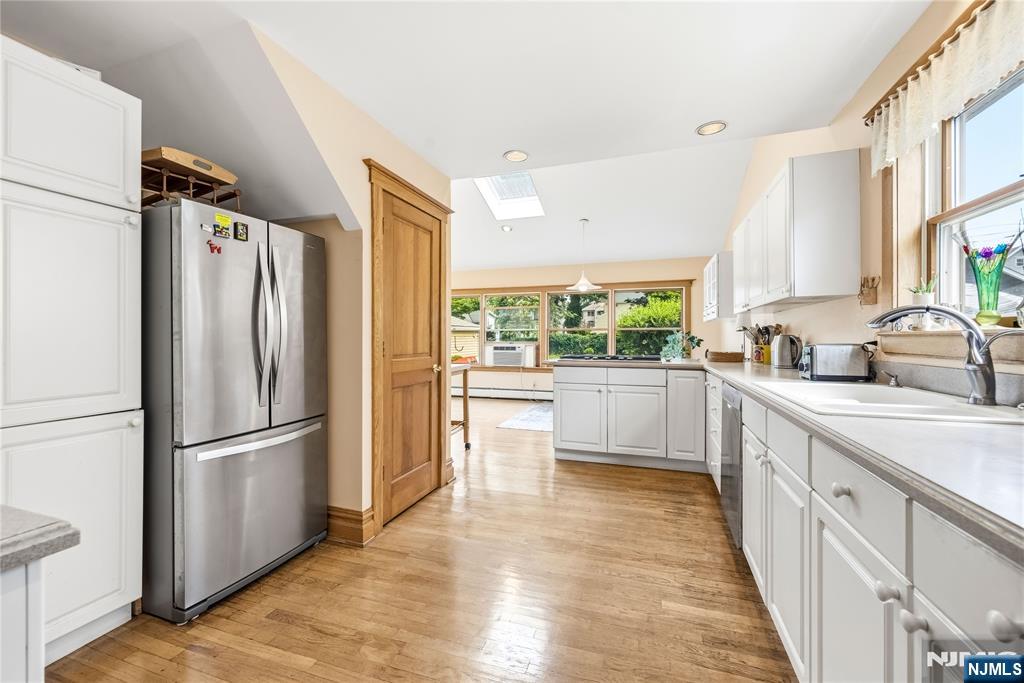 176 Woodward Avenue Rutherford, NJ 07070 - Photo 14 of 50