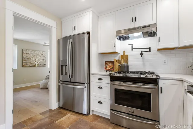 $899,900 | 713 North Shore Drive, Holland, MI 49424