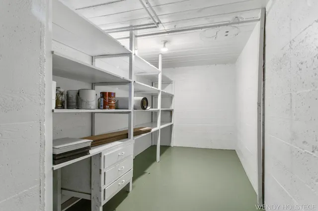 $899,900 | 713 North Shore Drive, Holland, MI 49424