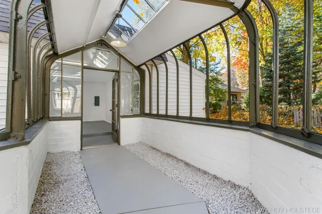 $899,900 | 713 North Shore Drive, Holland, MI 49424