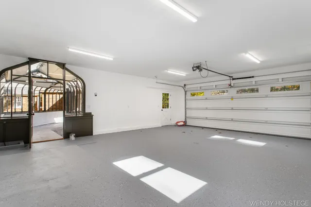 $899,900 | 713 North Shore Drive, Holland, MI 49424