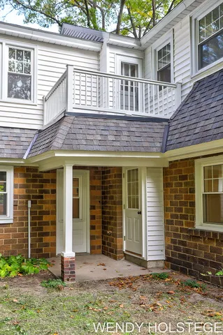 $899,900 | 713 North Shore Drive, Holland, MI 49424