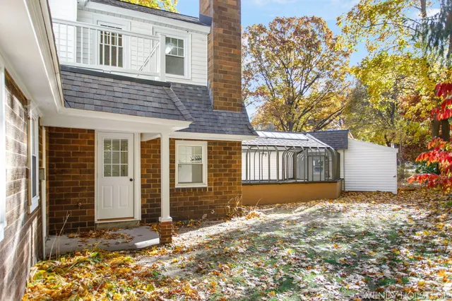 $899,900 | 713 North Shore Drive, Holland, MI 49424