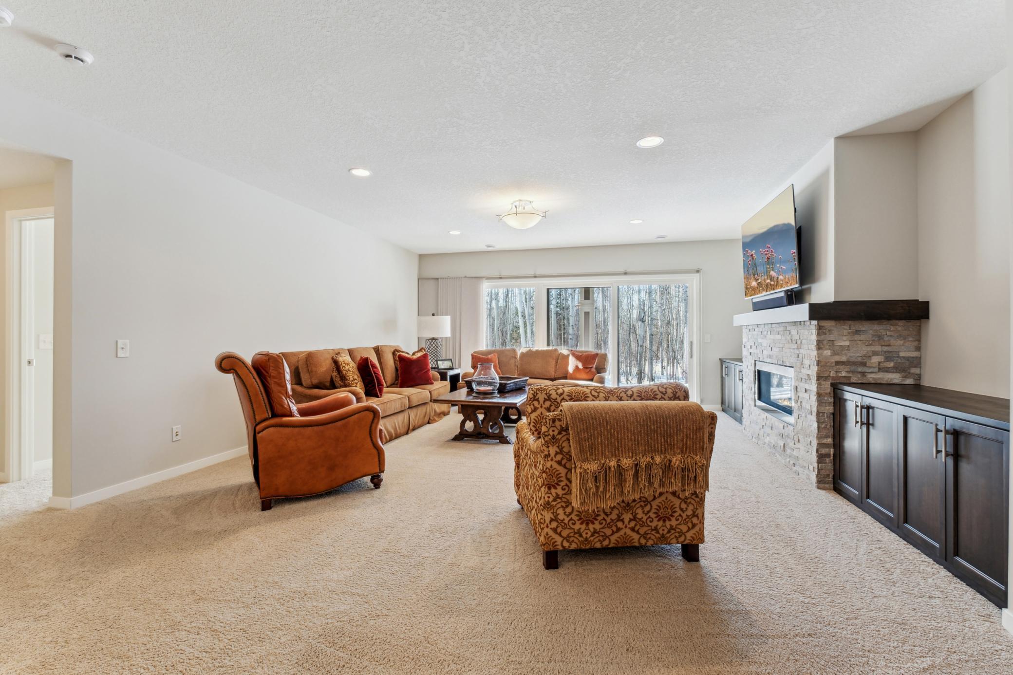 8690 Riley Curve Chanhassen, MN 55317 - Photo 18 of 30 Gallery Image 18
