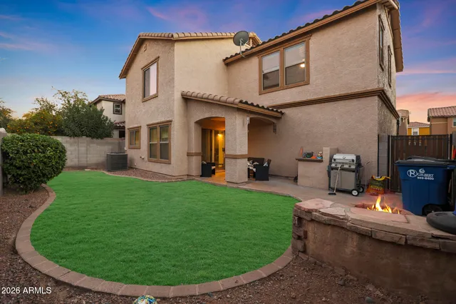 $465,000 | 1174 East Canyon Creek Drive, Gilbert, AZ 85295