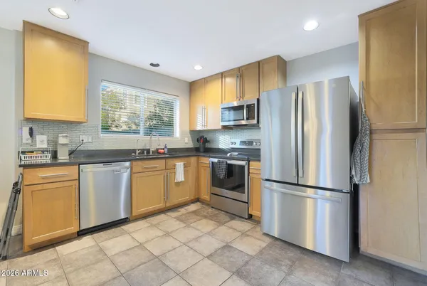 $459,000 | 1174 East Canyon Creek Drive, Gilbert, AZ 85295