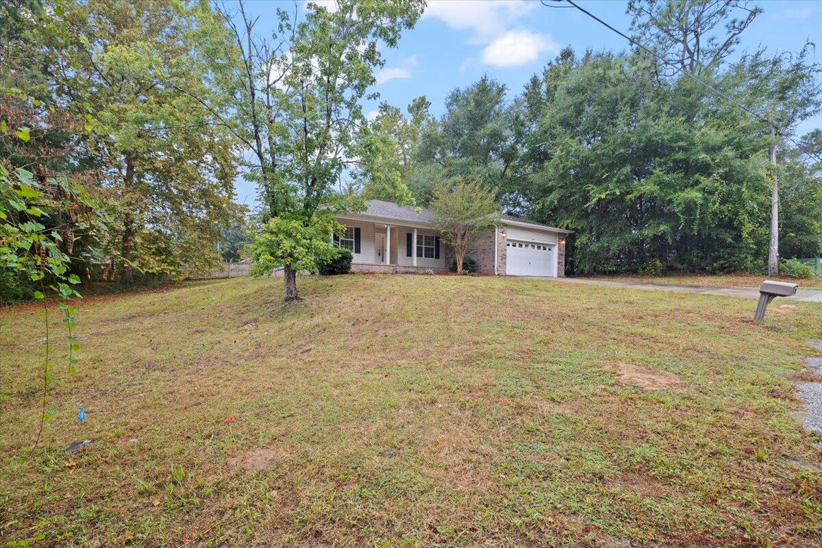 3140 Skyline Drive Crestview, FL 32539 - Photo 5 of 29 a view of a house with a yard