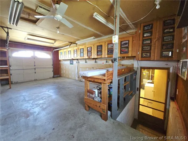$269,900 | 711 Saratoga Drive, Jeffersonville, IN 47130
