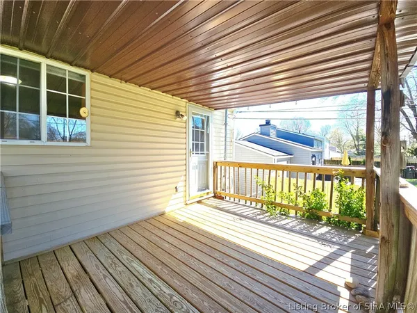$269,900 | 711 Saratoga Drive, Jeffersonville, IN 47130