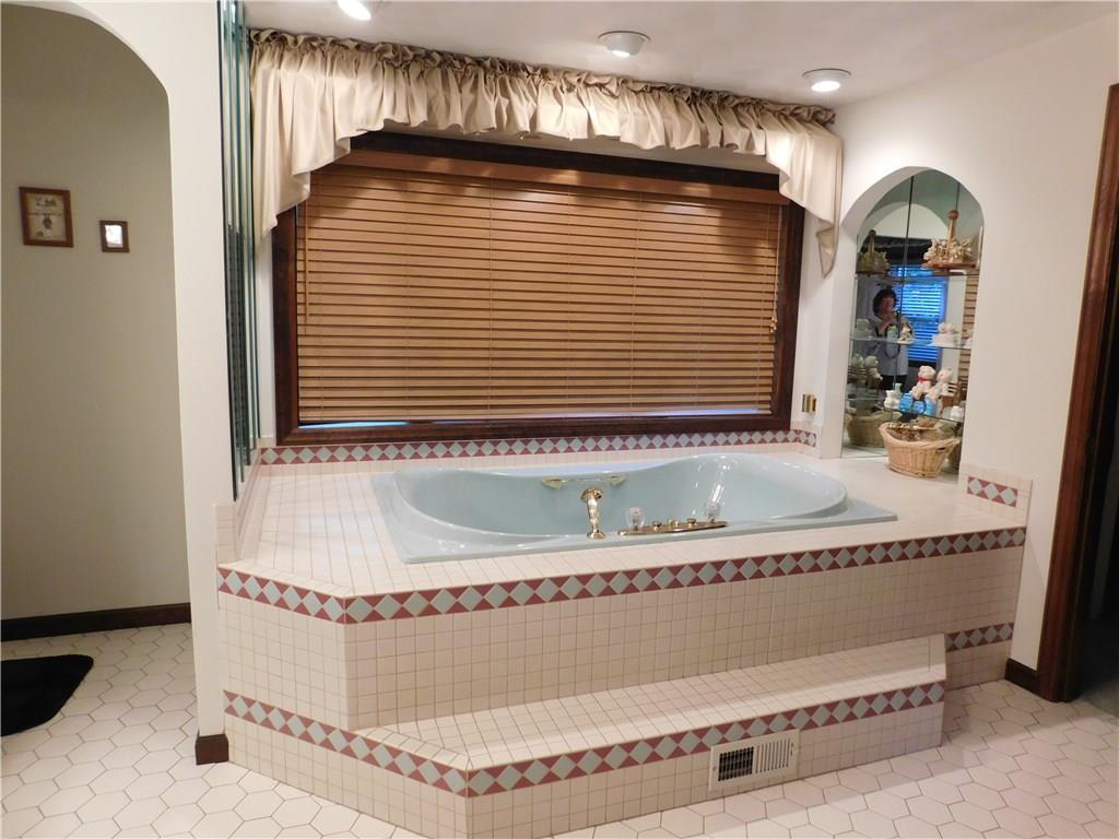 279 Ford City Road Freeport, PA 16229 - Photo 12 of 25 Gallery Image 12
