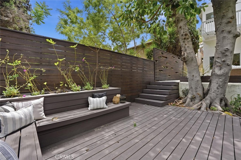2448 Riverside Place Los Angeles, CA 90039 - Photo 48 of 58