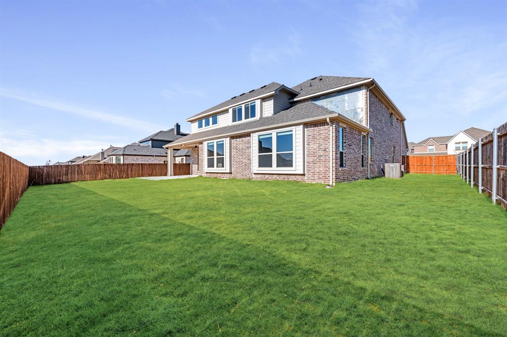 5622 Rowlan Row Midlothian, TX 76065 - Photo 33 of 35