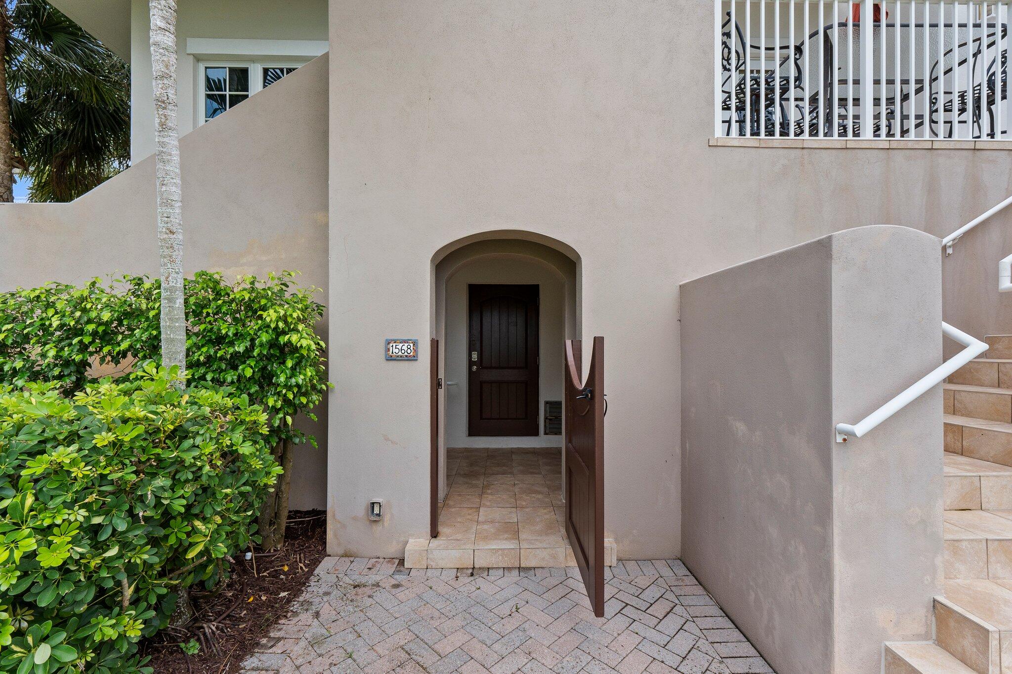 1568 Island Cove Road Fort Pierce, FL 34949 - Photo 7 of 75 4-web-or-mls-DSC03077