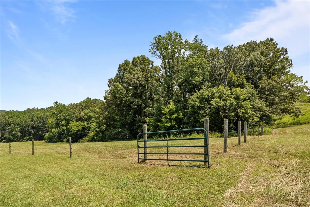 4251 Spring Valley Road Cumberland City, TN 37050 - Photo 52 of 67