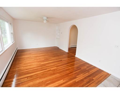 56 Westbrook Road South Hadley, MA 01075 - Photo 8 of 30 Gallery Image 8