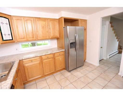 56 Westbrook Road South Hadley, MA 01075 - Photo 9 of 30 Gallery Image 9