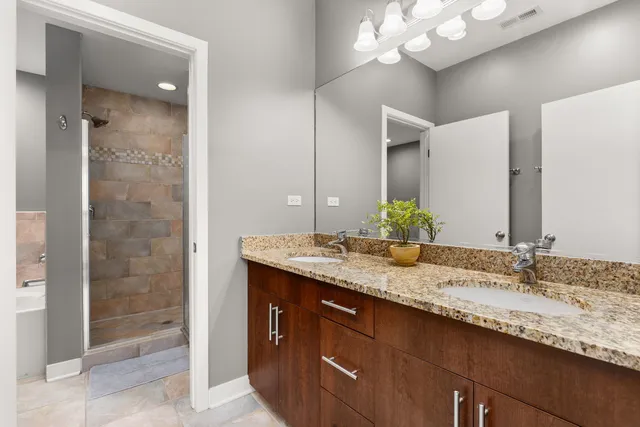 $450,000 | 1232 North Milwaukee Avenue, Unit 2, Chicago, IL 60622