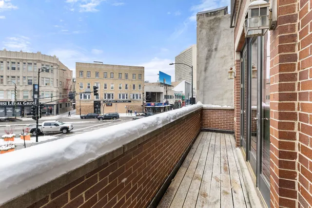 $450,000 | 1232 North Milwaukee Avenue, Unit 2, Chicago, IL 60622