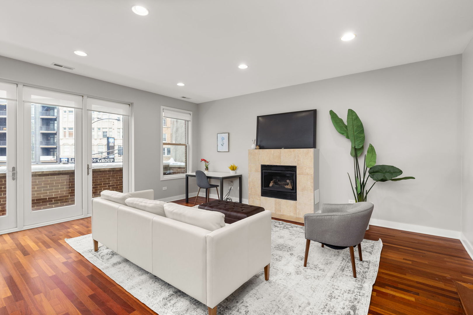 1232 North Milwaukee Avenue, Unit 2 Chicago, IL 60622 - Photo 5 of 26