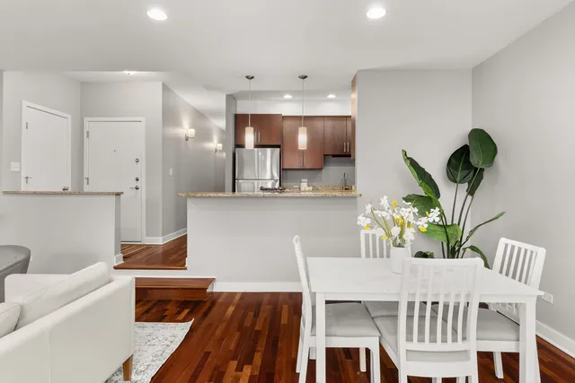 $450,000 | 1232 North Milwaukee Avenue, Unit 2, Chicago, IL 60622