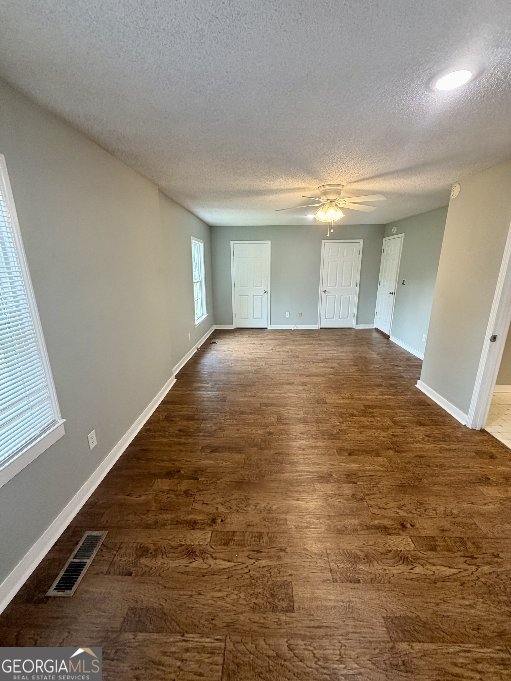 666 Woolfolk Street Macon, GA 31217 - Photo 39 of 60 a view of an empty room