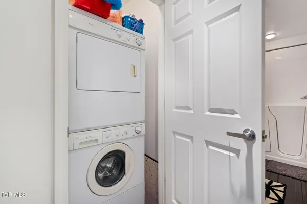 $209,000 | 210 Raceday Center Drive, Unit 1105, Bristol, TN 37620