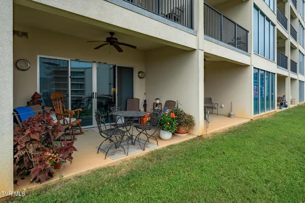 $209,000 | 210 Raceday Center Drive, Unit 1105, Bristol, TN 37620