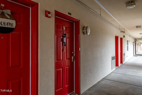 $209,000 | 210 Raceday Center Drive, Unit 1105, Bristol, TN 37620