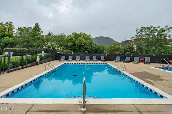 $209,000 | 210 Raceday Center Drive, Unit 1105, Bristol, TN 37620