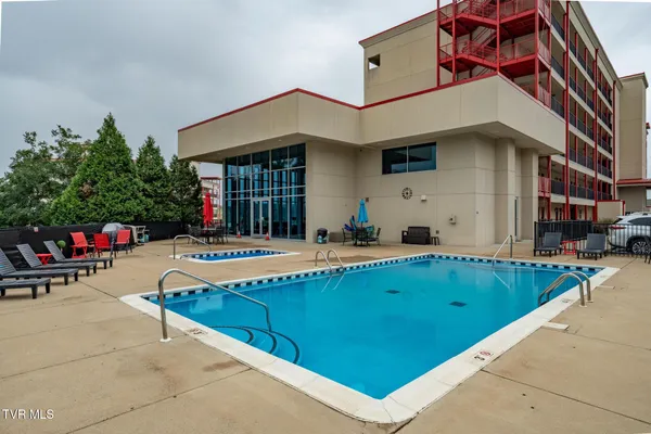 $209,000 | 210 Raceday Center Drive, Unit 1105, Bristol, TN 37620