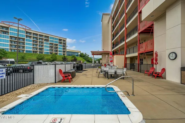 $209,000 | 210 Raceday Center Drive, Unit 1105, Bristol, TN 37620