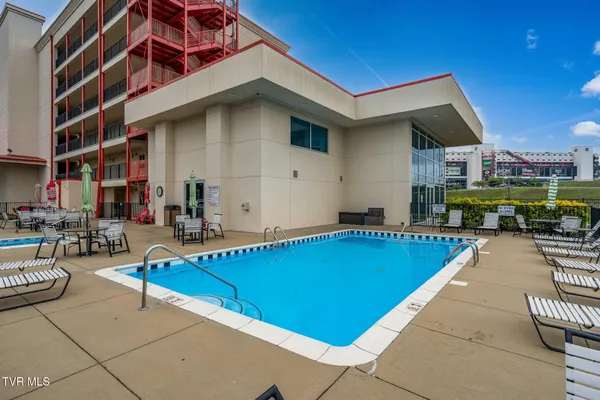 $209,000 | 210 Raceday Center Drive, Unit 1105, Bristol, TN 37620