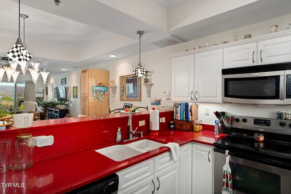 $209,000 | 210 Raceday Center Drive, Unit 1105, Bristol, TN 37620