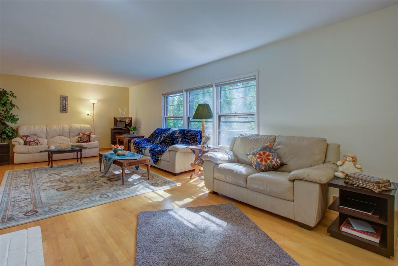 75 Mast Road Lee, NH 03861 - Photo 6 of 31
