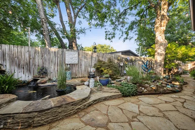 a view of backyard of house