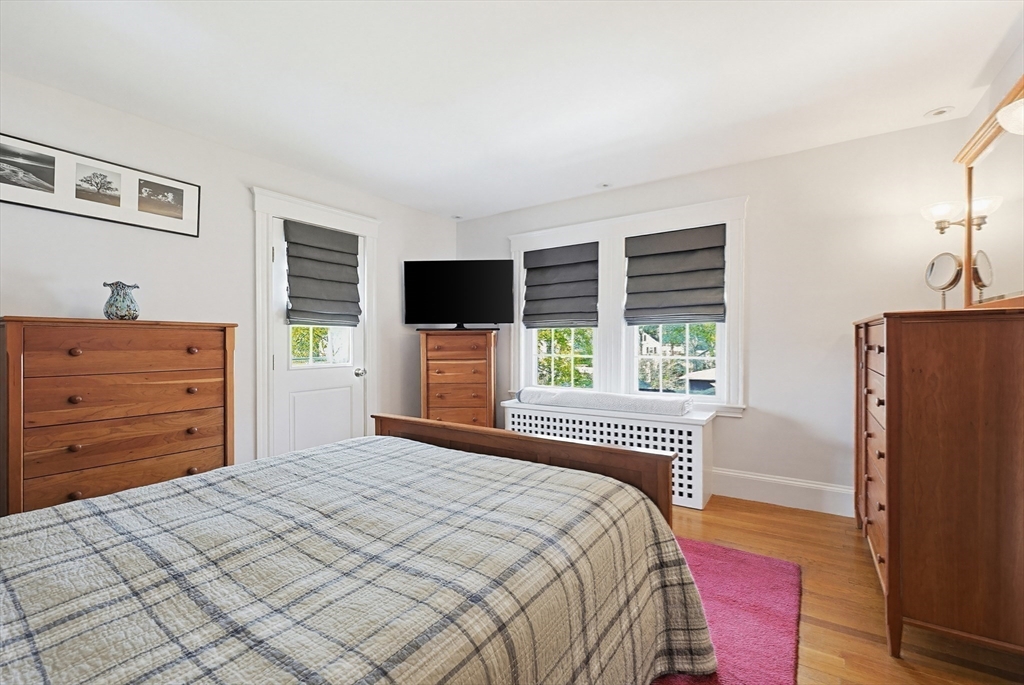 434 Brook Road Milton, MA 02186 - Photo 28 of 40