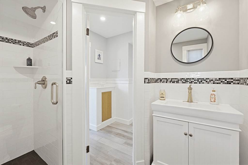 434 Brook Road Milton, MA 02186 - Photo 32 of 40