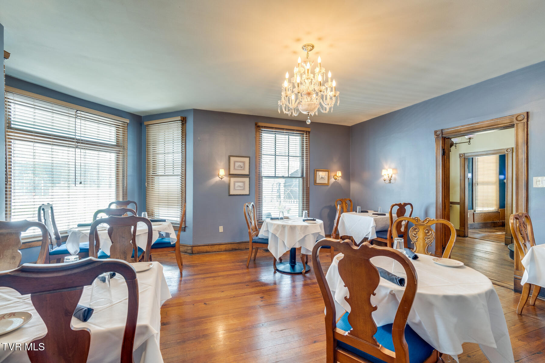 412 6th Street Bristol, TN 37620 - Photo 18 of 59 017