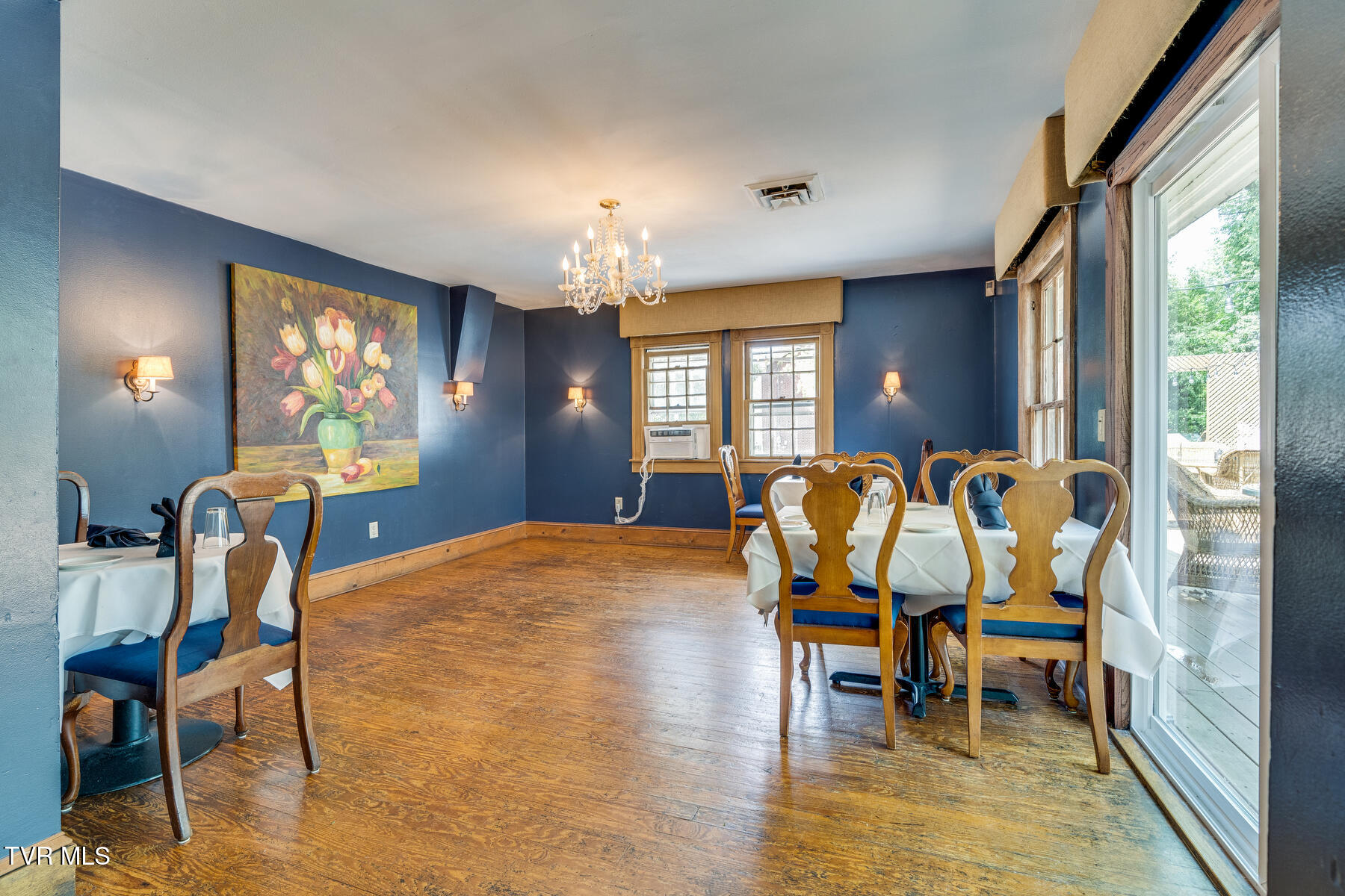 412 6th Street Bristol, TN 37620 - Photo 43 of 59 051