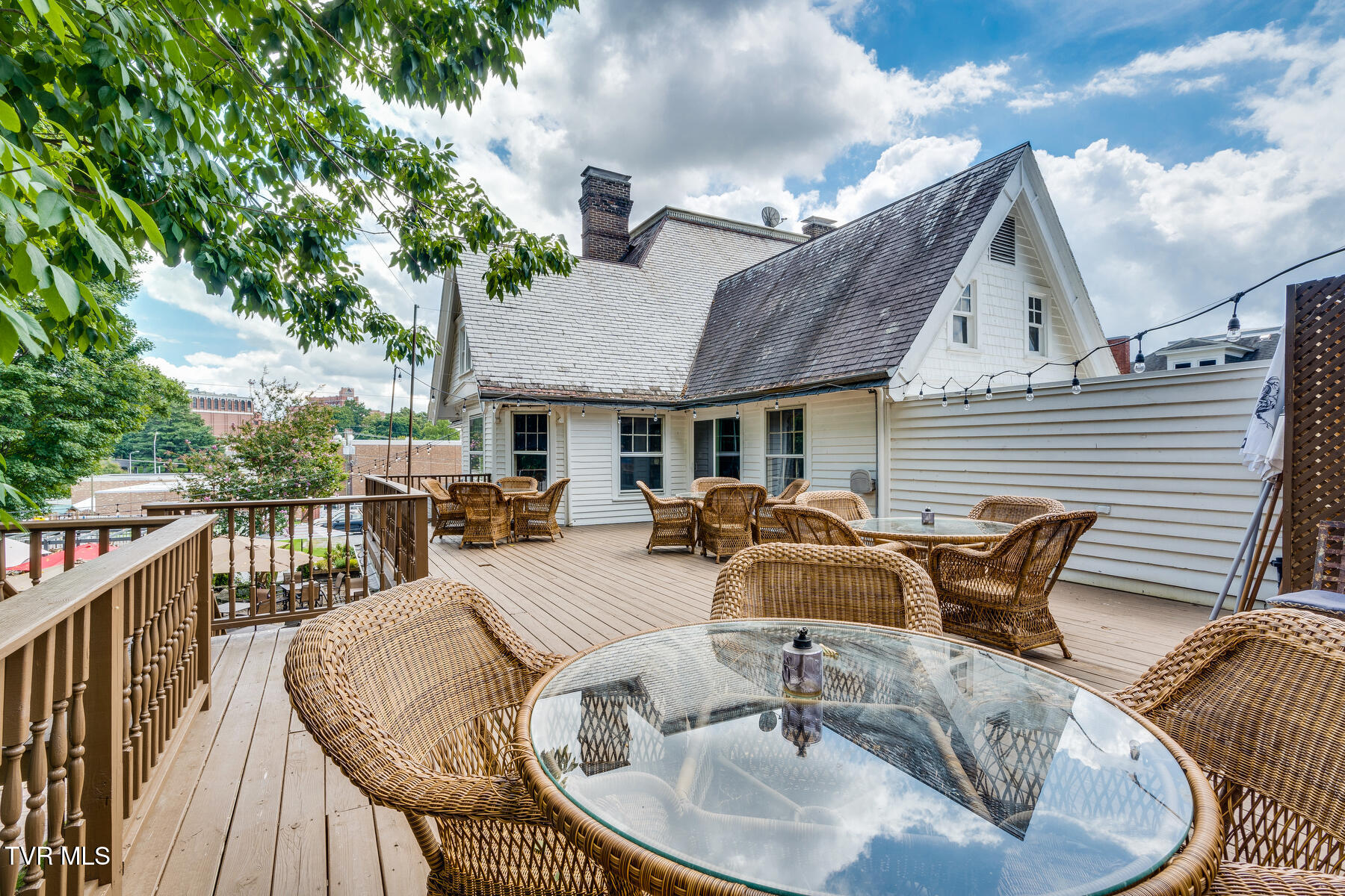 412 6th Street Bristol, TN 37620 - Photo 48 of 59 068