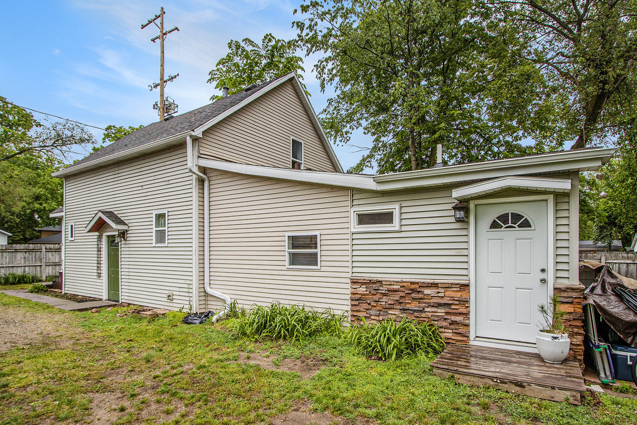 10933 Portage Road Portage, MI 49002 - Photo 21 of 24 021_10933portage_36_650