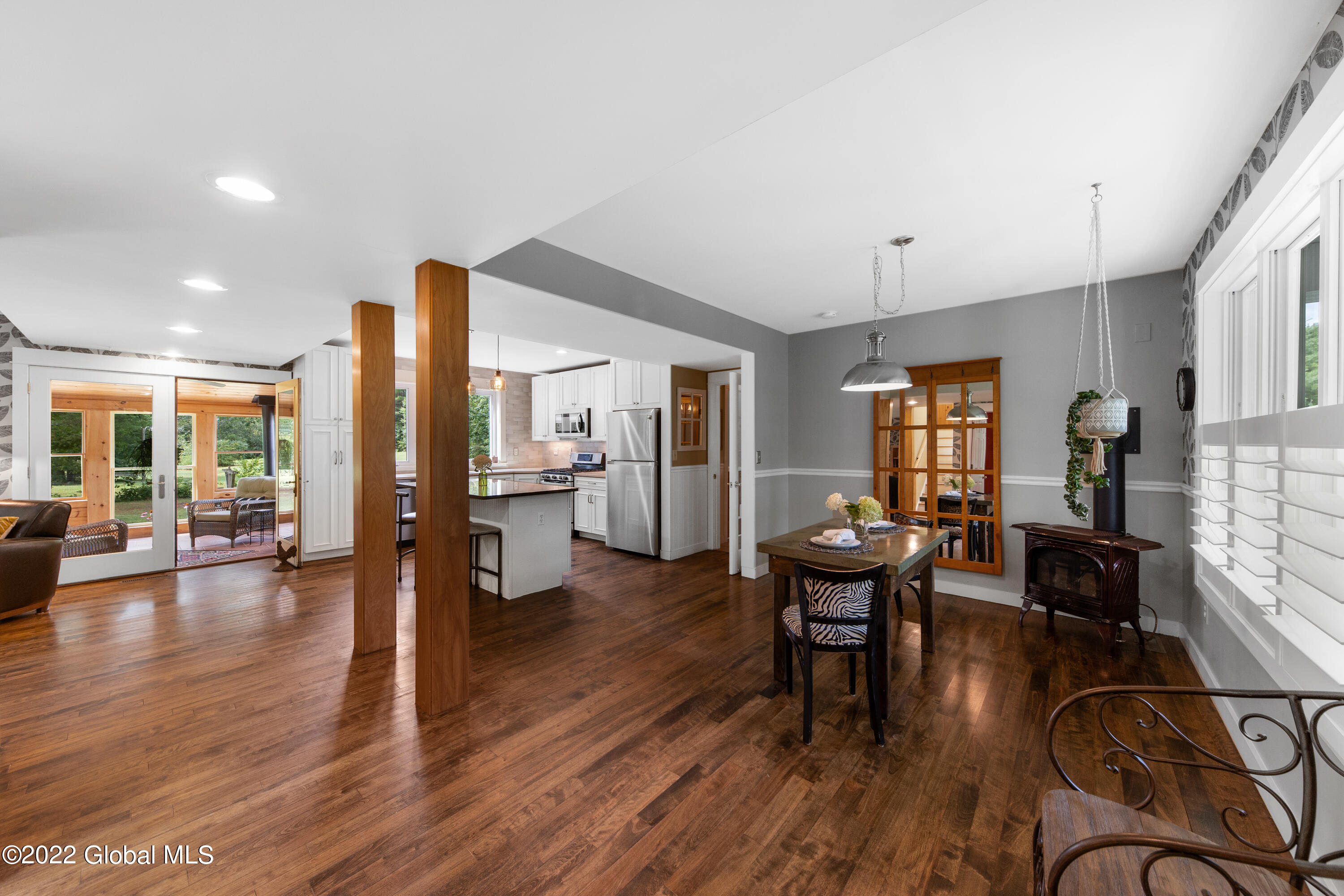 112 Middle Grove Road Greenfield, NY 12866 - Photo 4 of 44 Foyer
