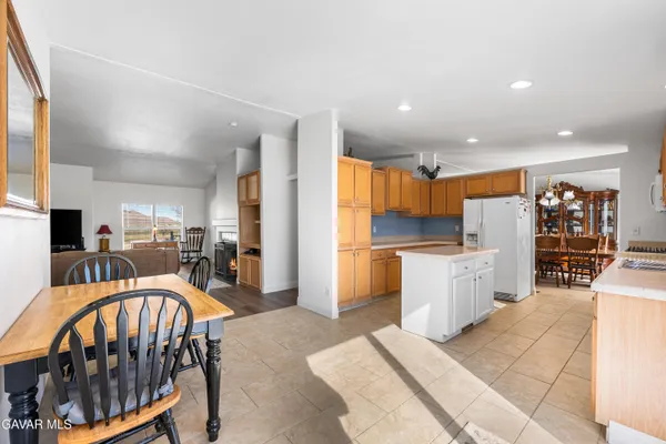 $573,870 | 9890 Sue Avenue, Rosamond, CA 93560