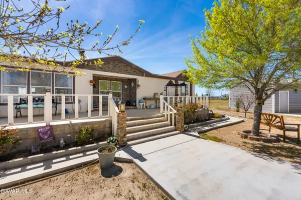$573,870 | 9890 Sue Avenue, Rosamond, CA 93560