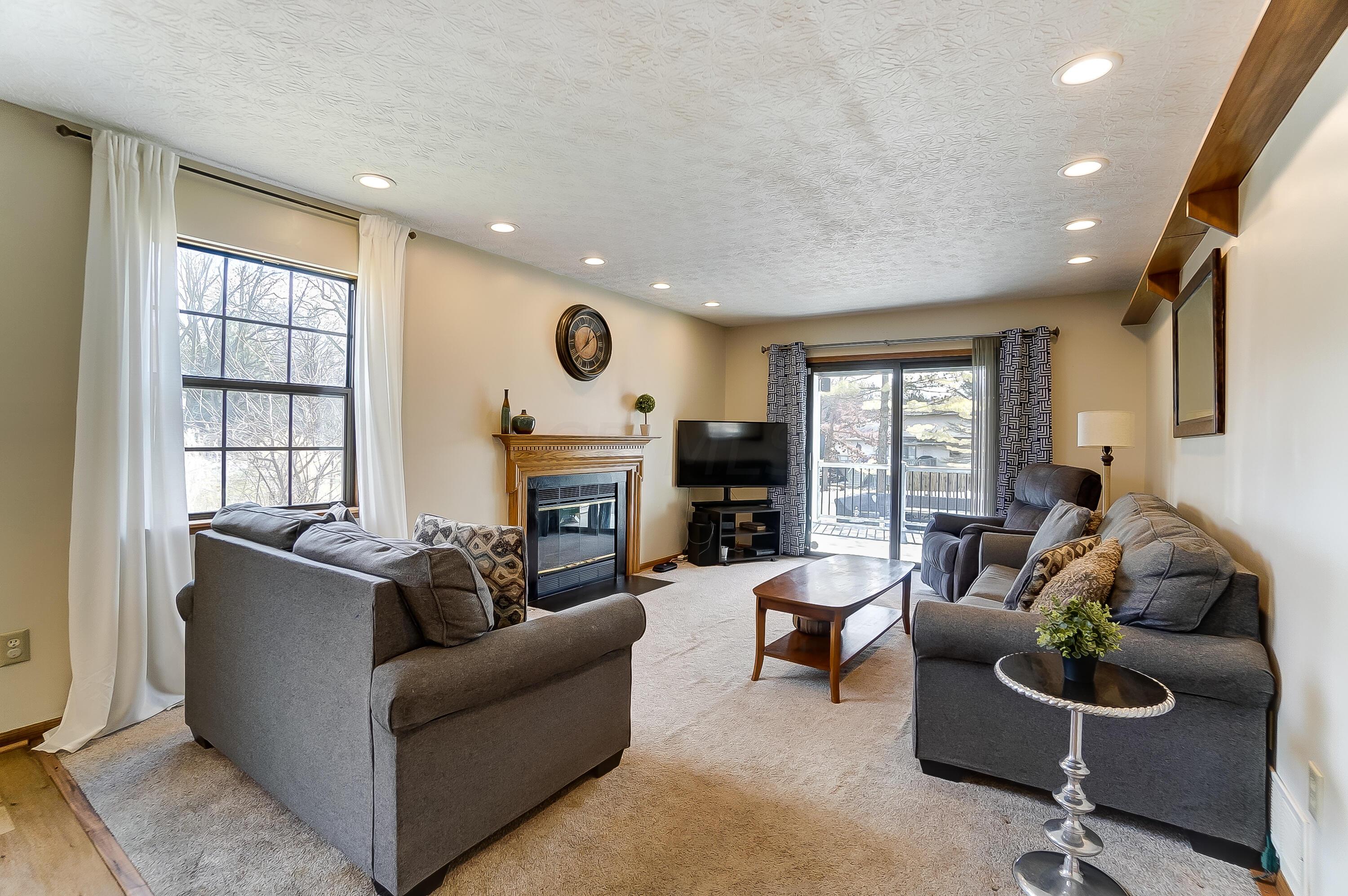 682 South Hempstead Road Westerville, OH 43081 - Photo 19 of 60 Family Room