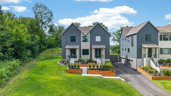$995,000 | 4729 Linden Cove Lane, Savage, MN 55378