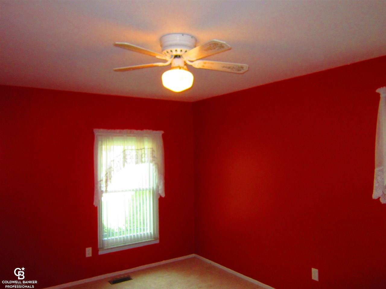 11374 Common Road Warren, MI 48093 - Photo 34 of 52 31239118-36.JPG
