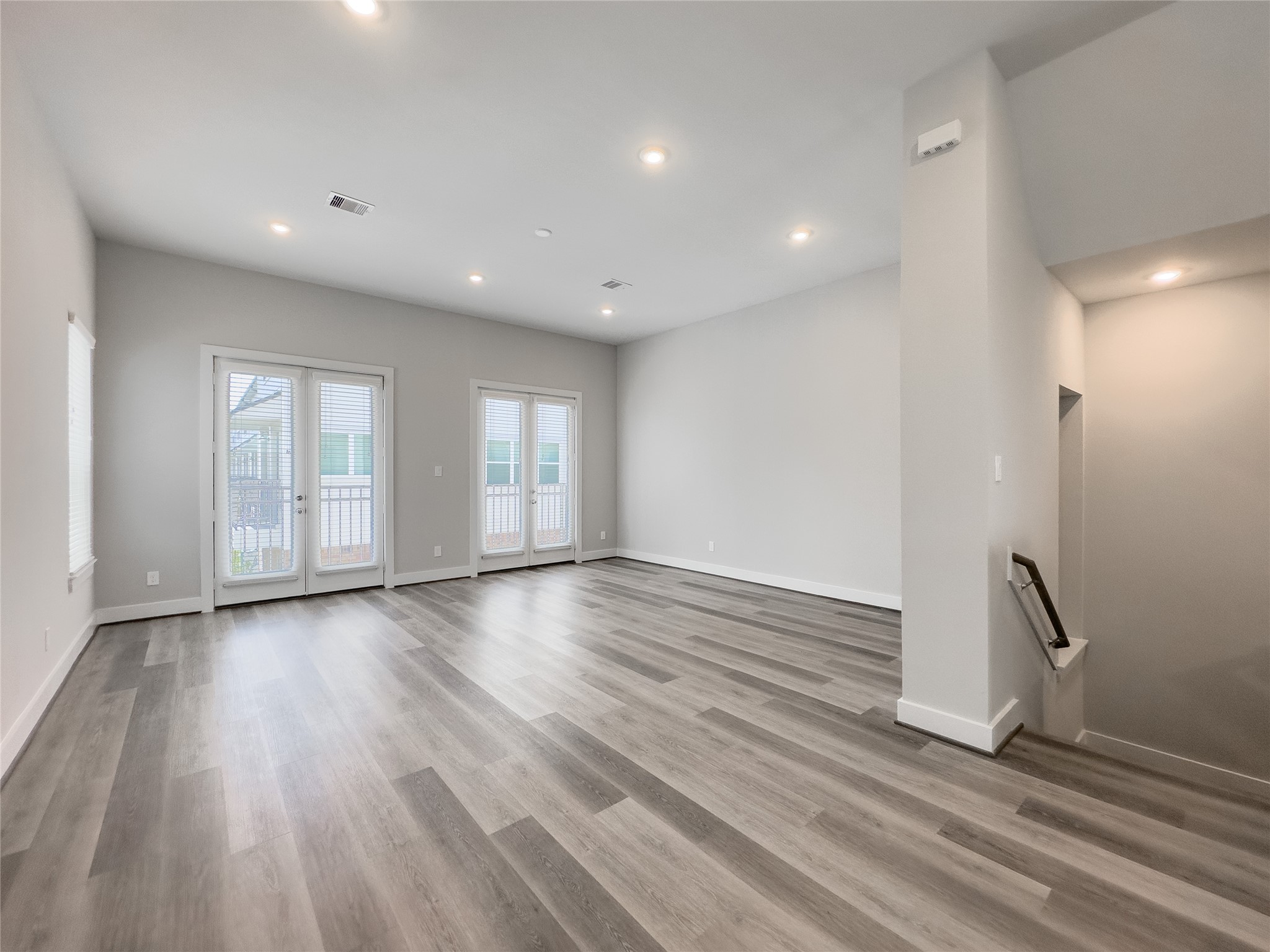 1250 North Post Oak Road, Unit C Houston, TX 77055 - Photo 10 of 31 Gallery Image 10